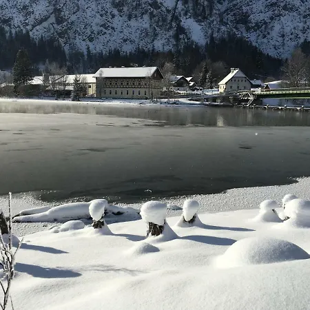 Hallstaettersee * Bad Goisern